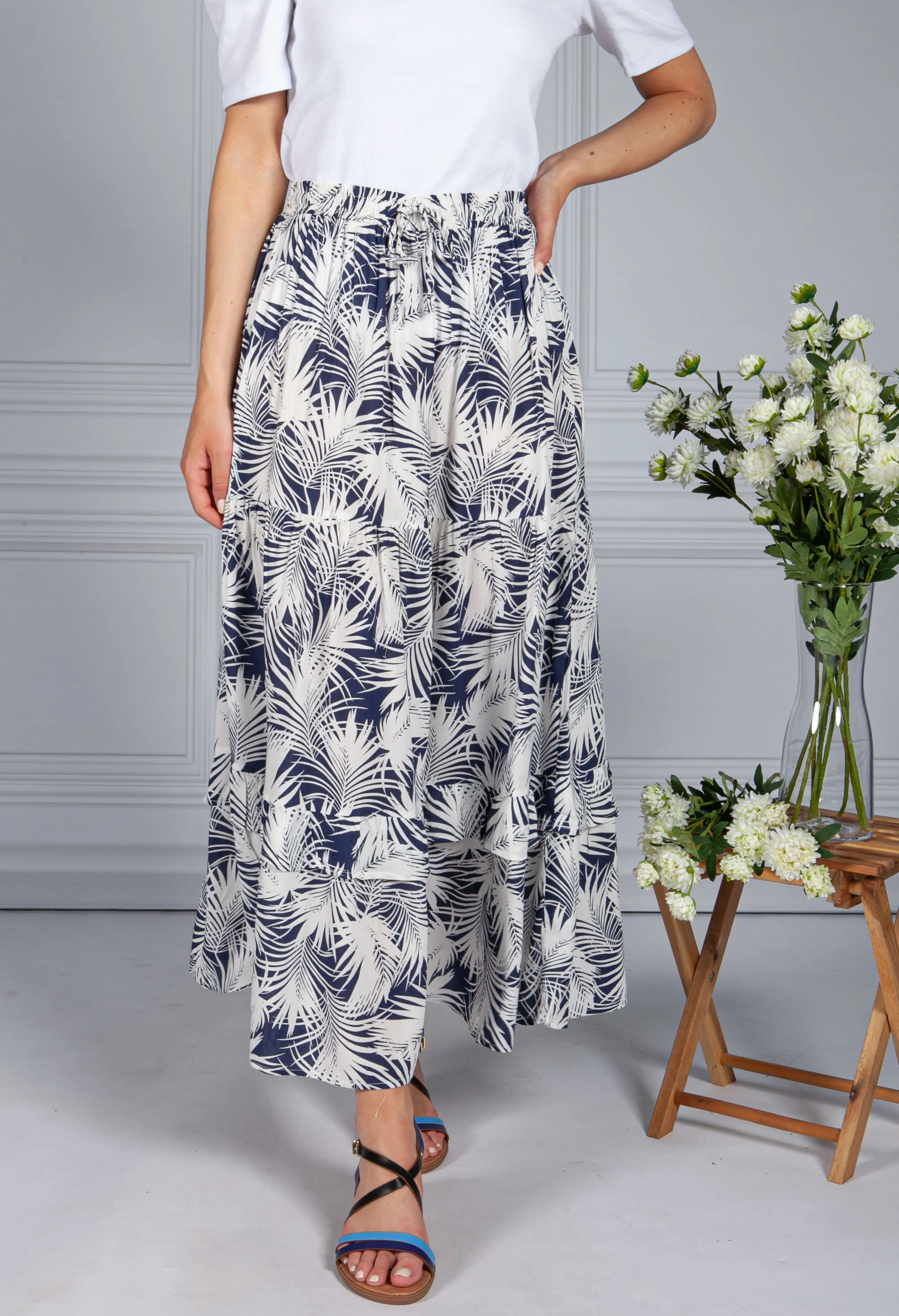 Palm Print Skirt in Navy
