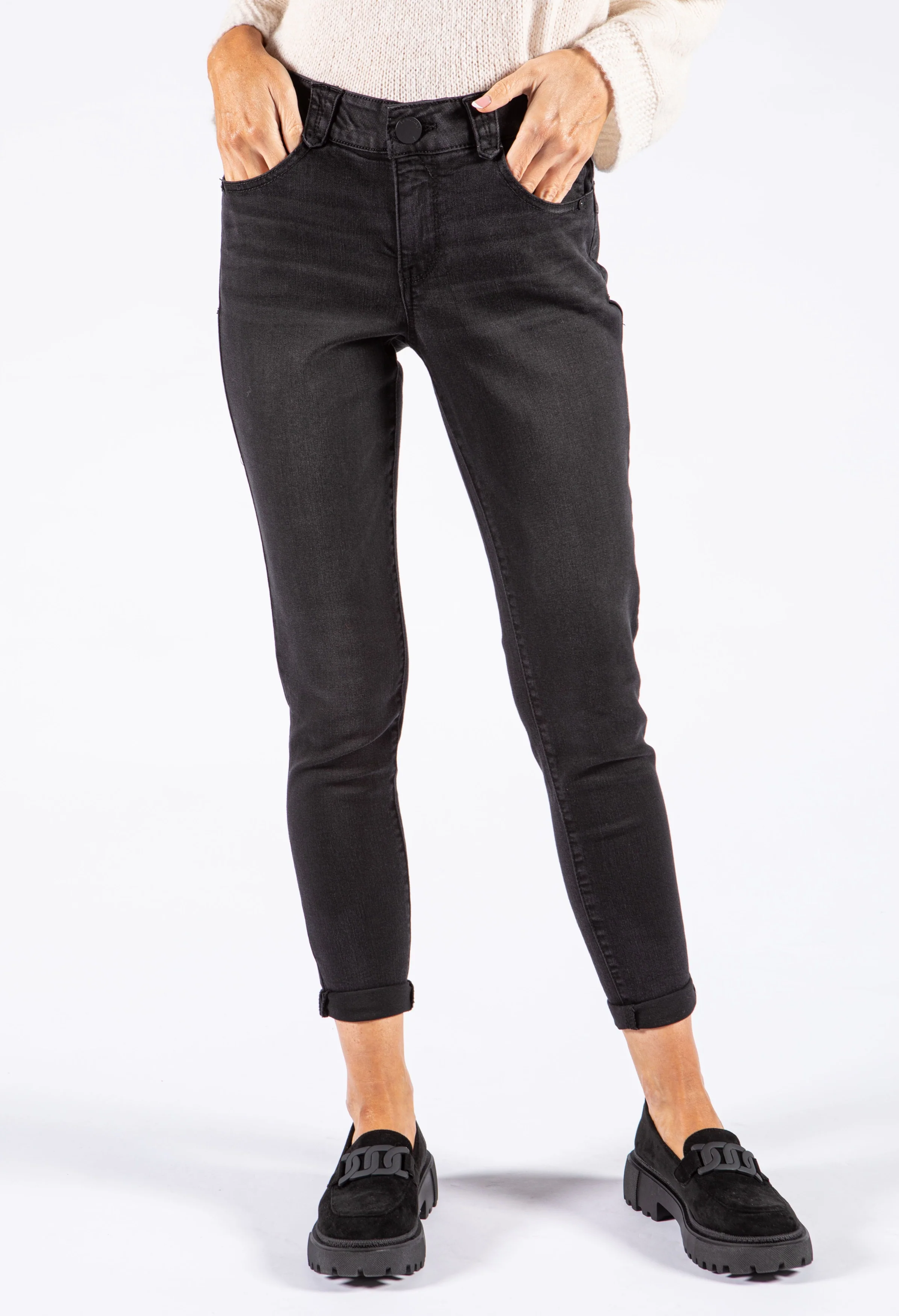 Absolution® Black Ankle Skimmer