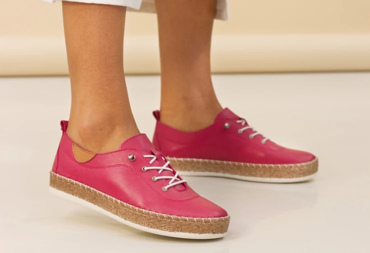 Evie Leather Plimsoll