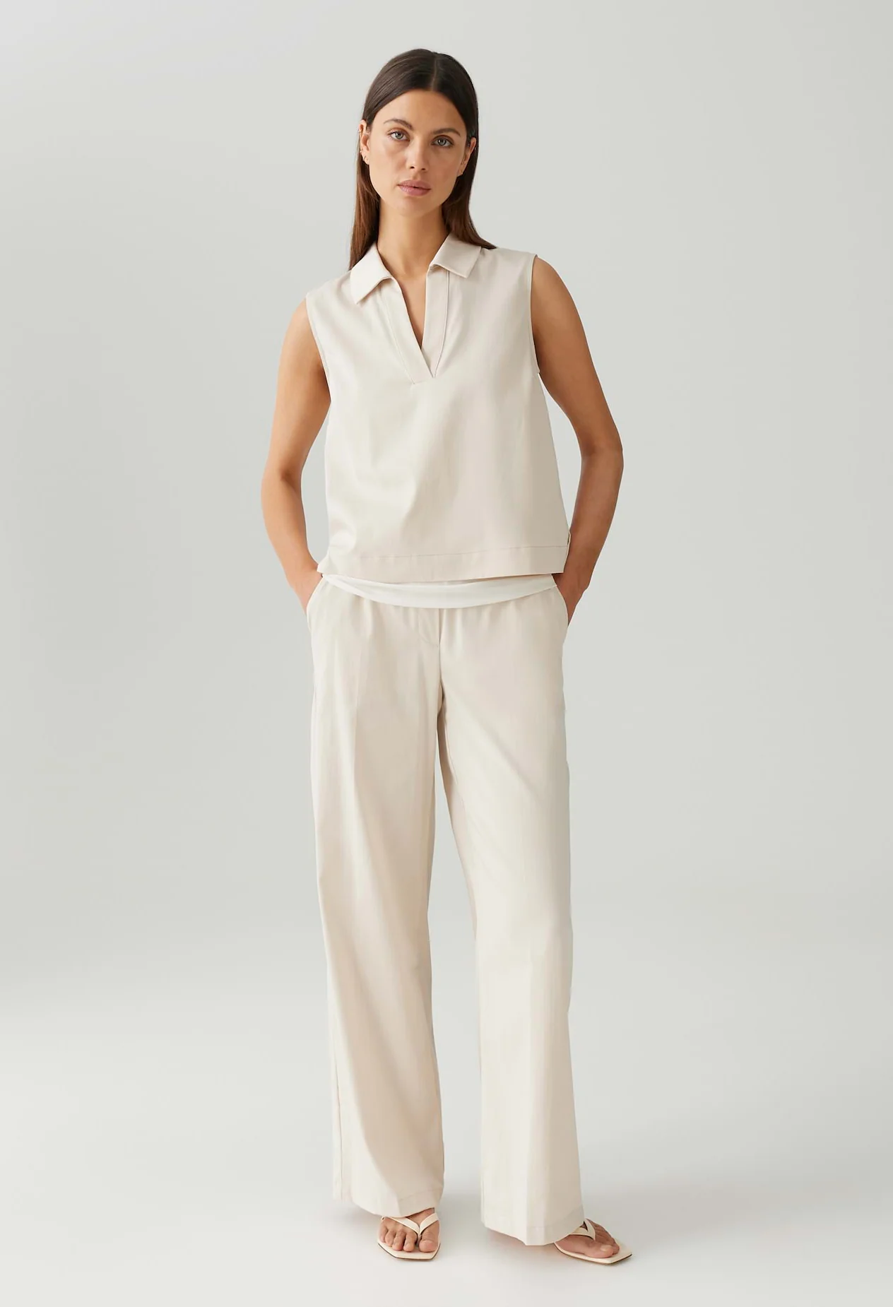 Mucia Wide Leg Trousers