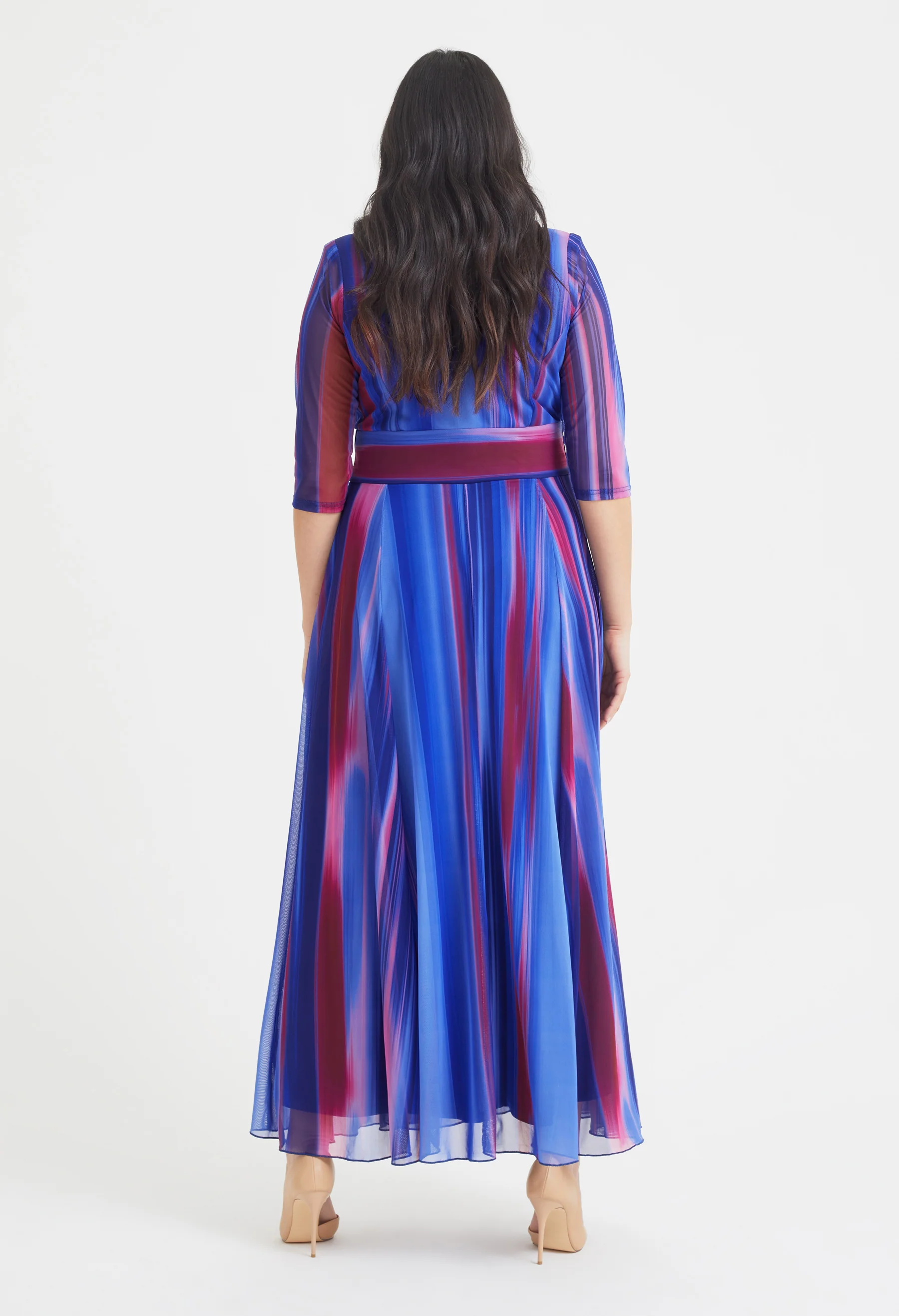 Verity Curve+ Maxi Dress