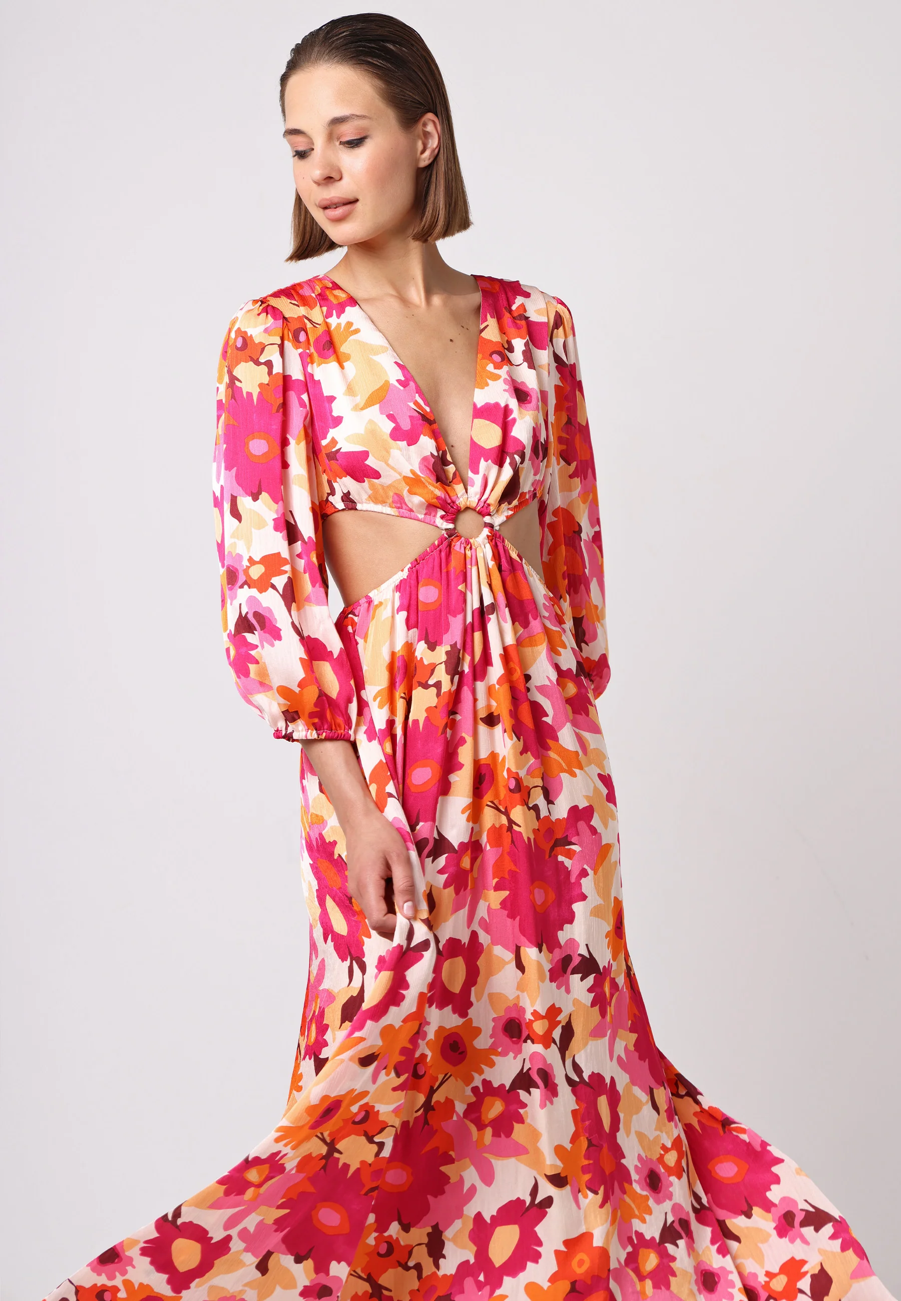 Cut Out Long Sleeve Maxi Dress