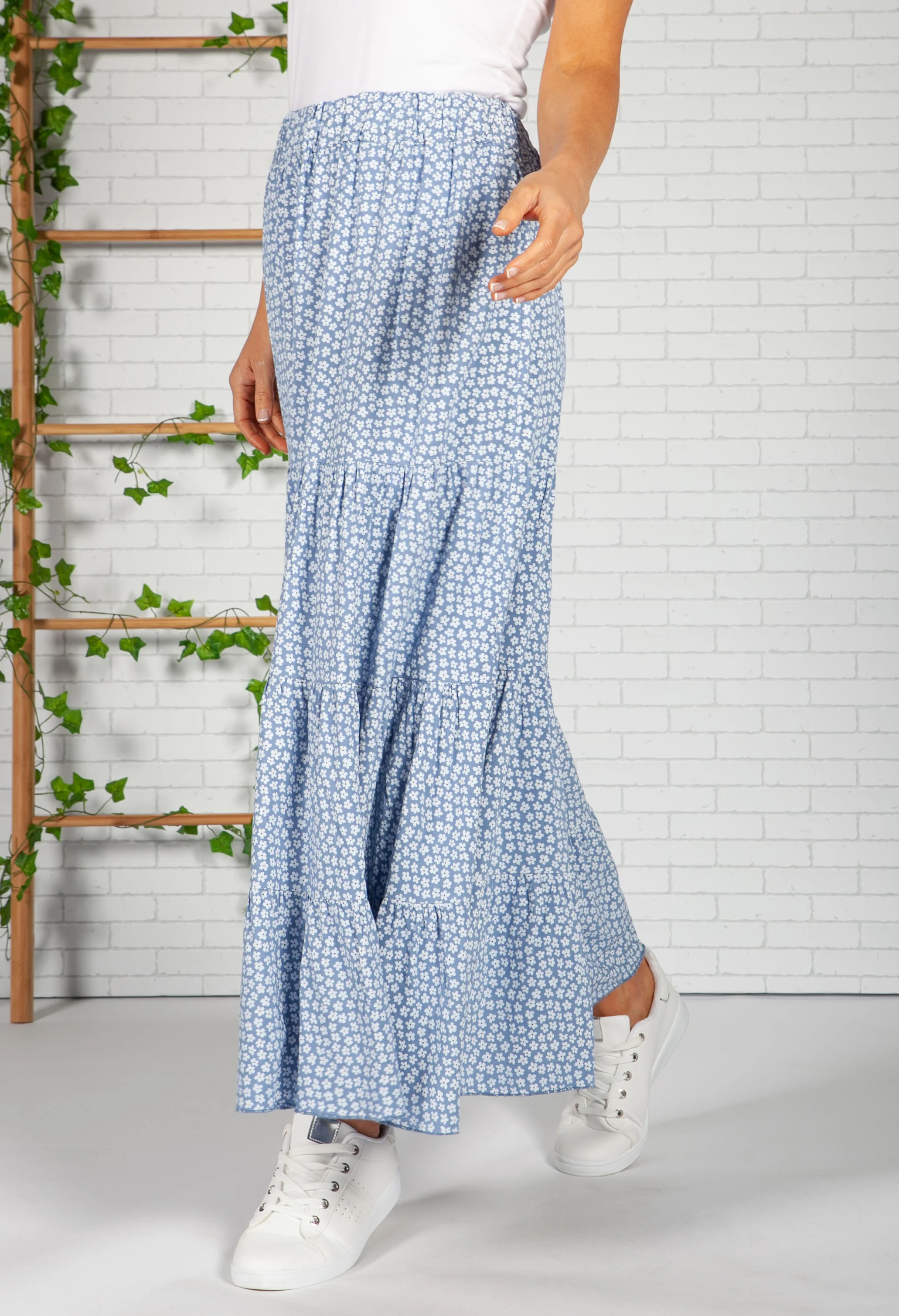 Blue Daisy Print Skirt