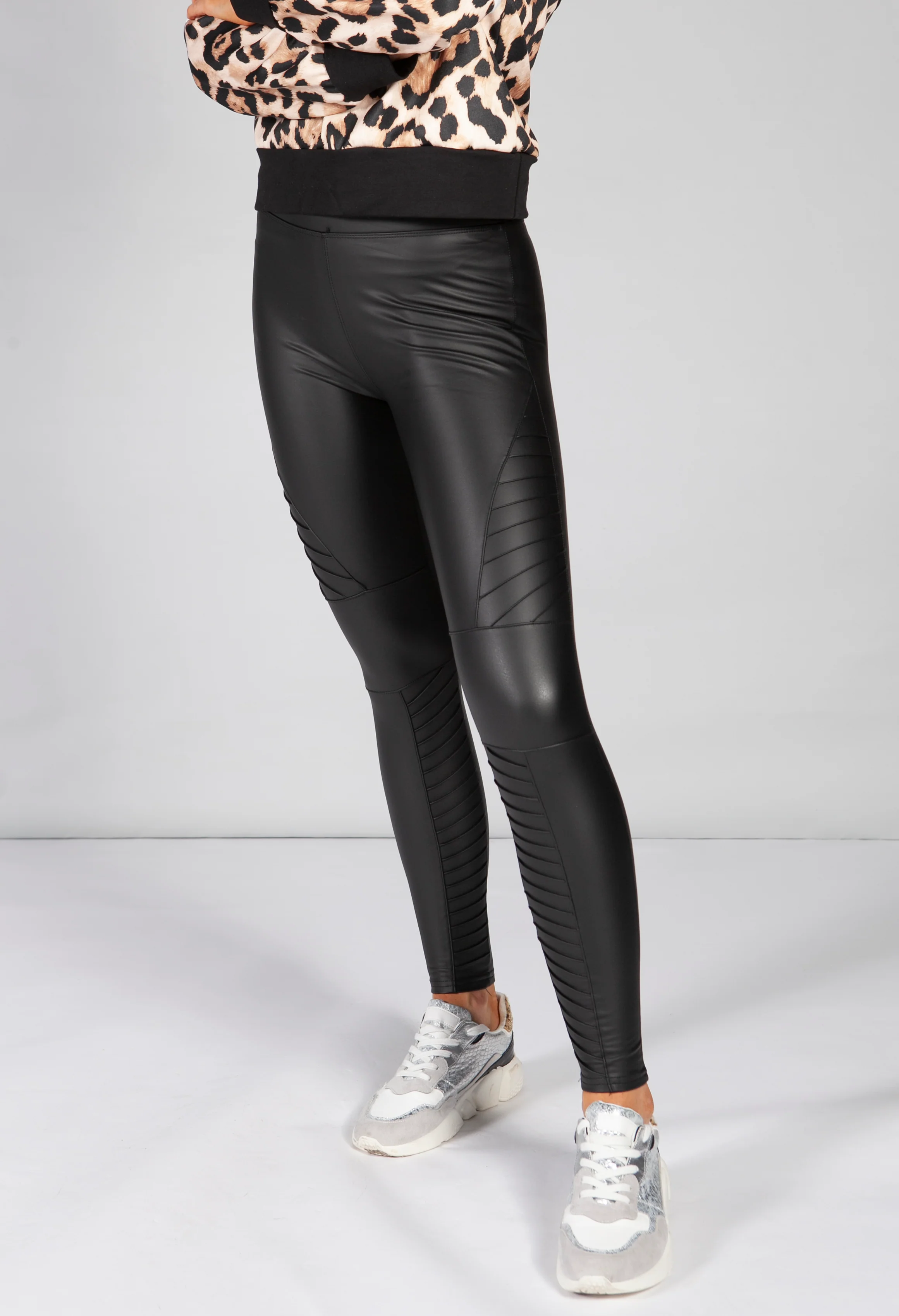 Harley biker faux leather leggings