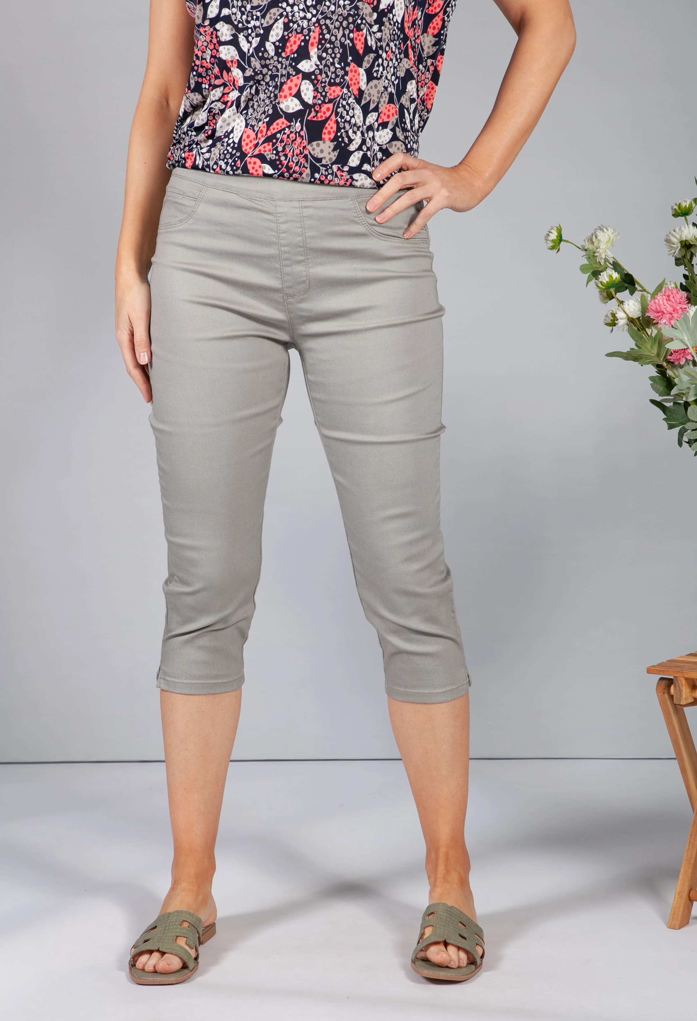 Khaki Pull on Jeans