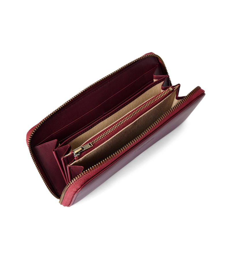 Singleton zip wallet