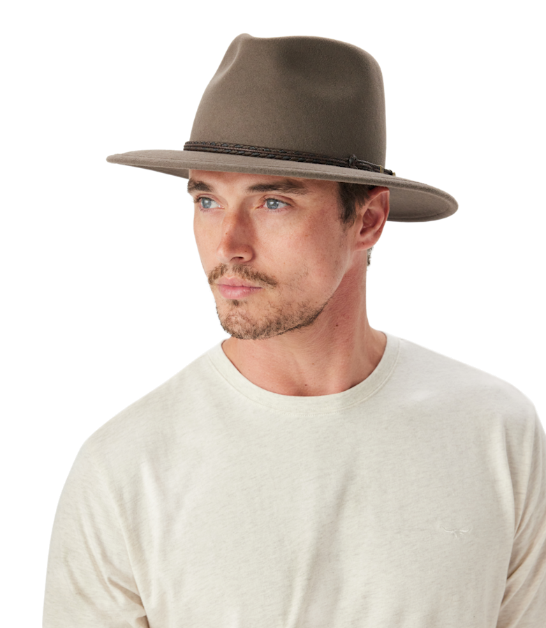 Akubra traveller hat