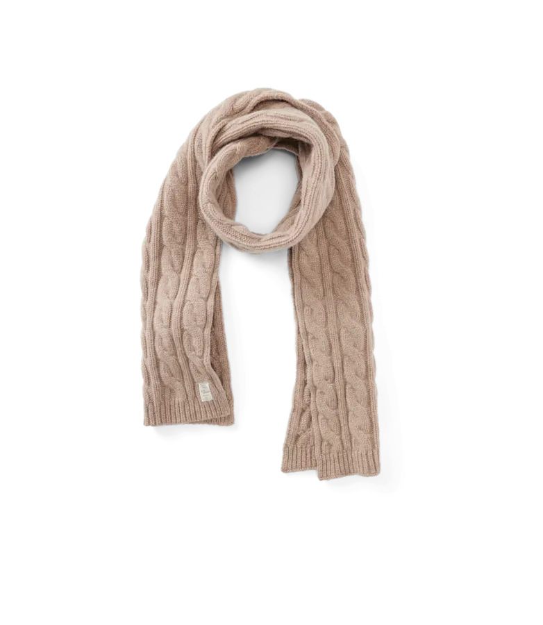 Highland cable wool scarf