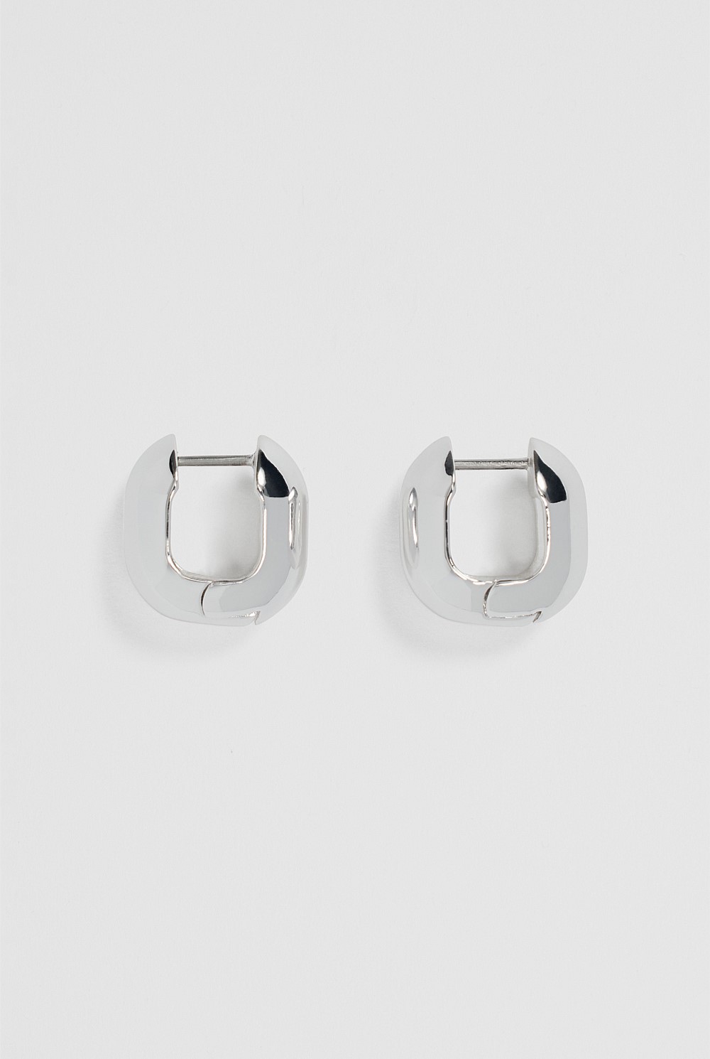 Jada Hoop Earring