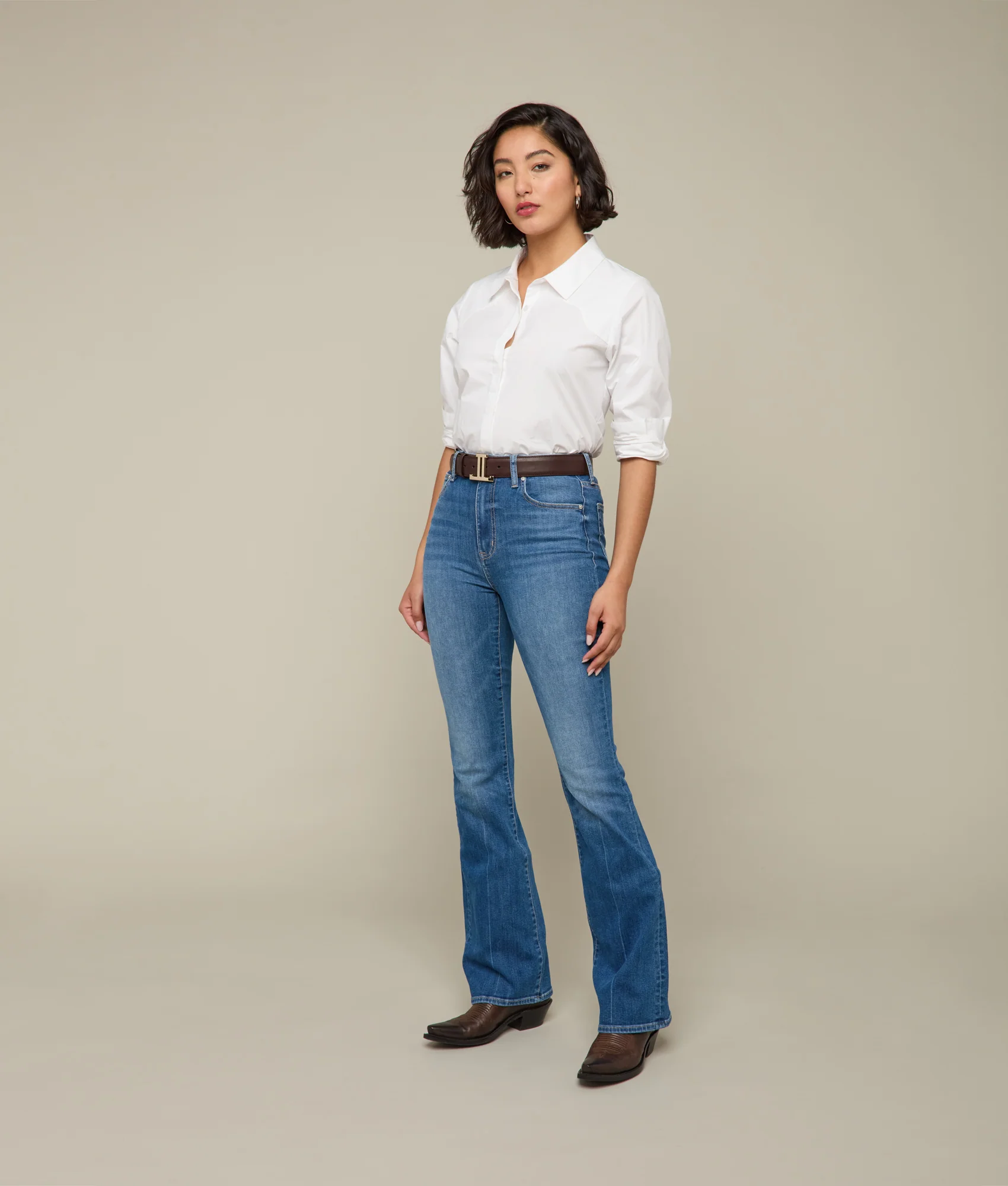 Liberty Mid-Rise Bootcut Jean :: Rustic