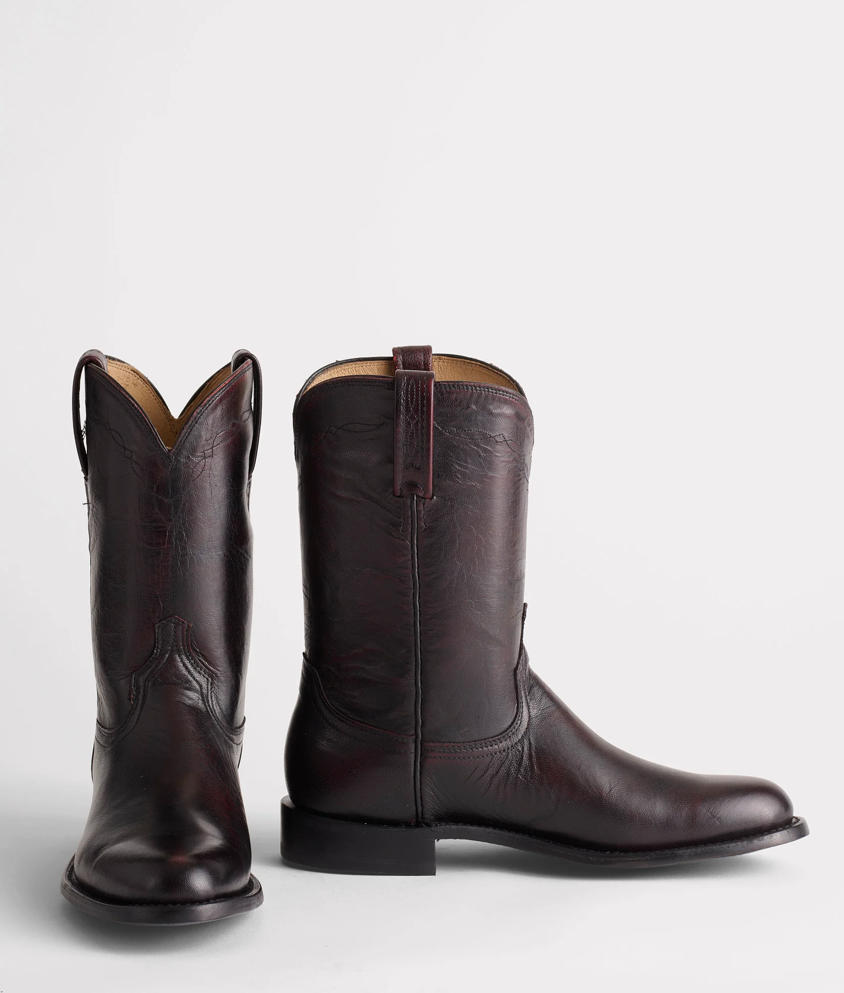Majestic Roper :: Black Cherry