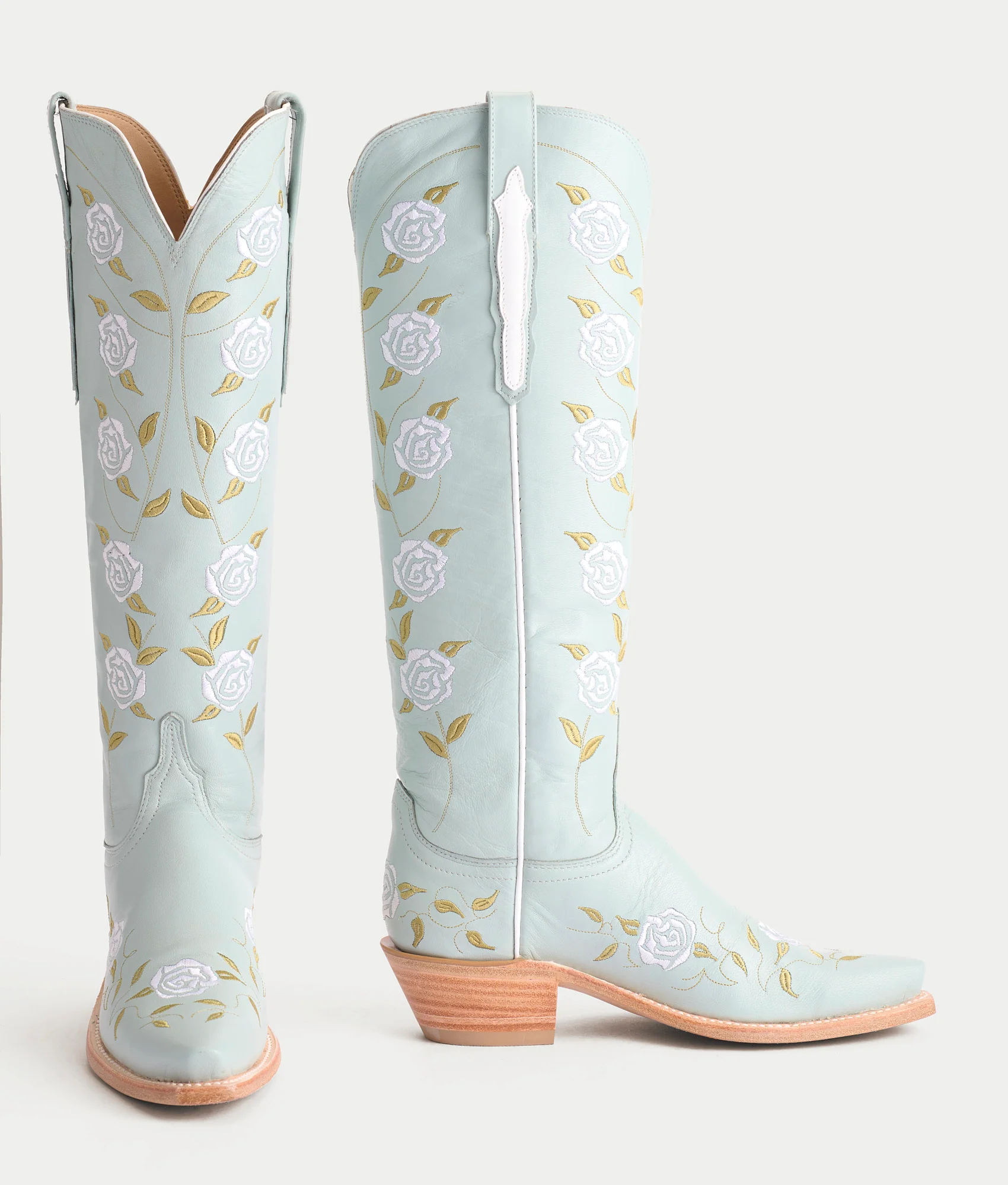 Priscilla In Bloom :: Powder Blue