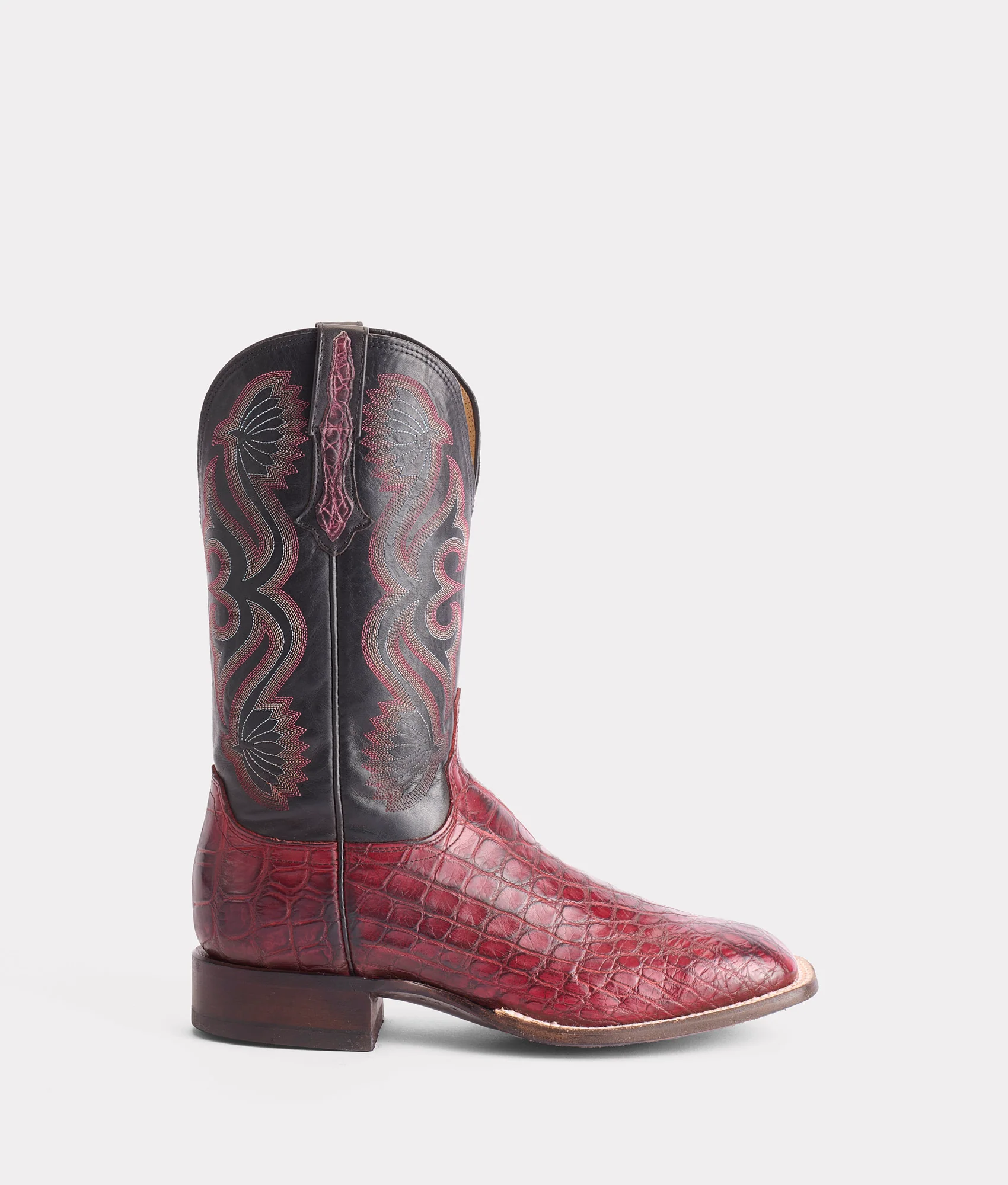 Roy :: Black Cherry + Black