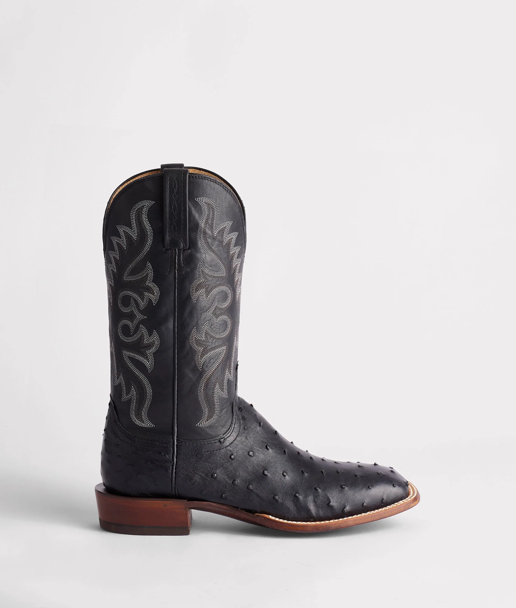 Harmon :: Black