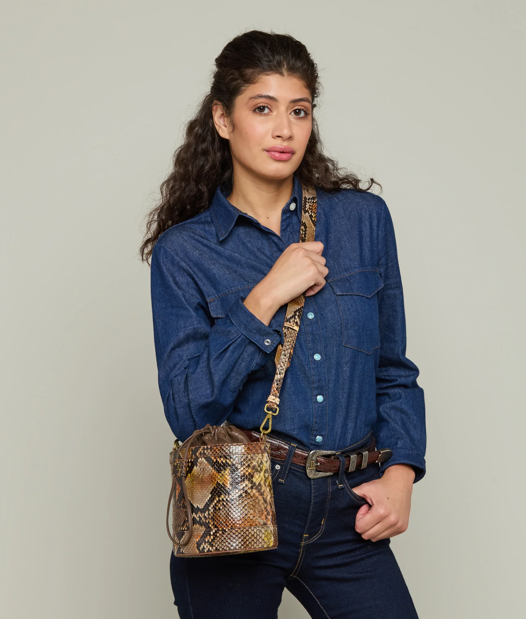 Fallon Exotic Bucket Bag :: Multi Python
