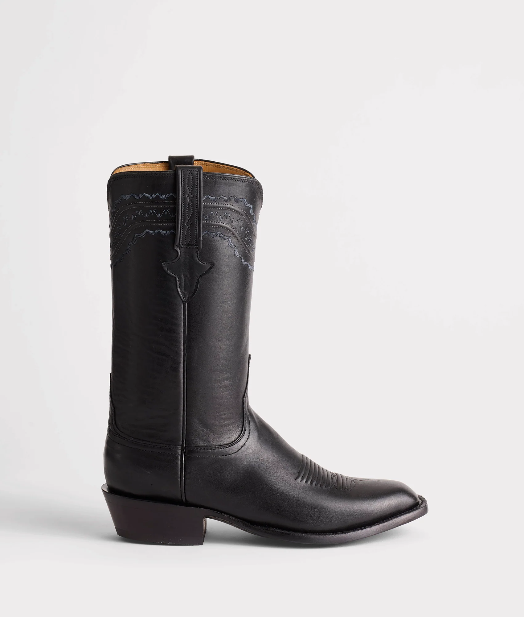 Devin :: Black