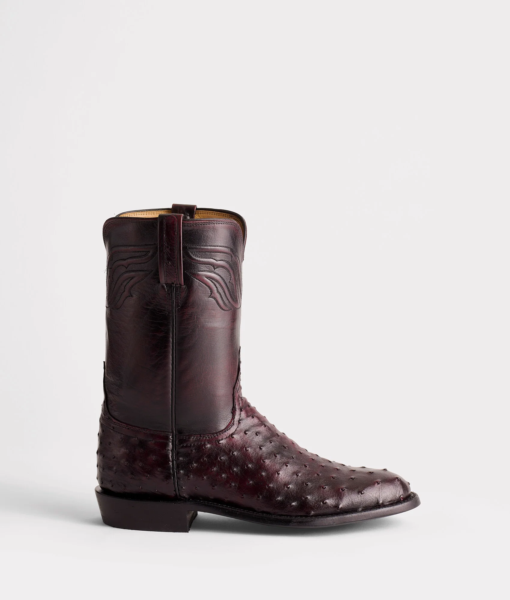 Augustus :: Black Cherry