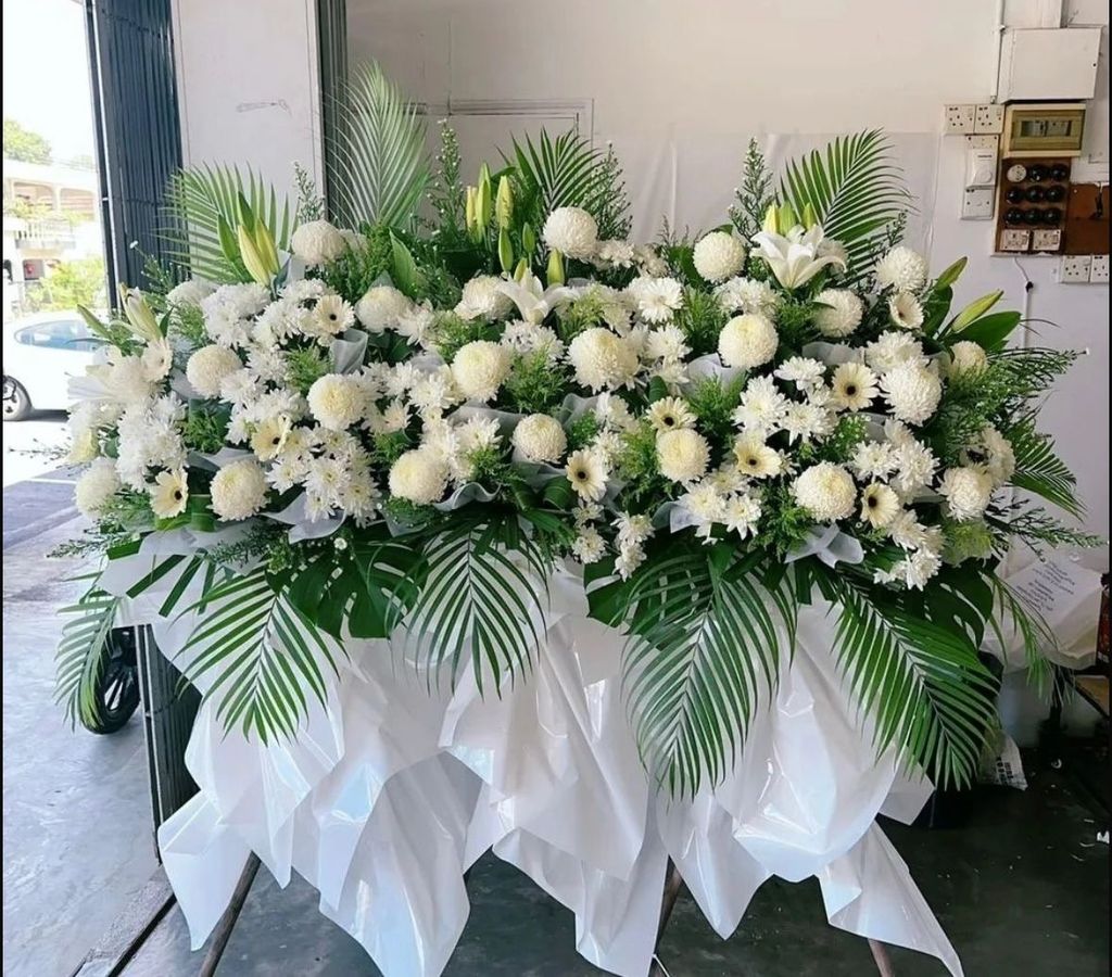 Condolence Flower 203