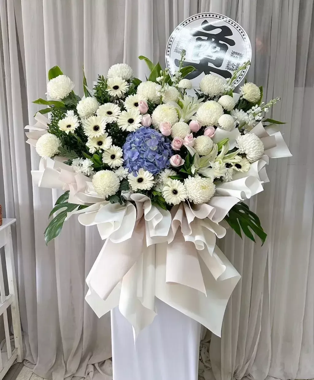 Condolences Stand 133