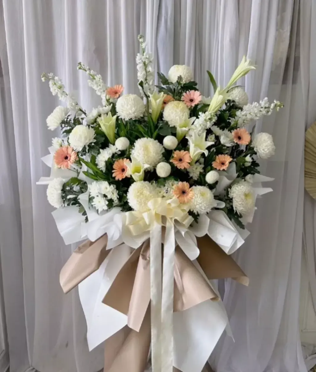 Condolence Stand 14