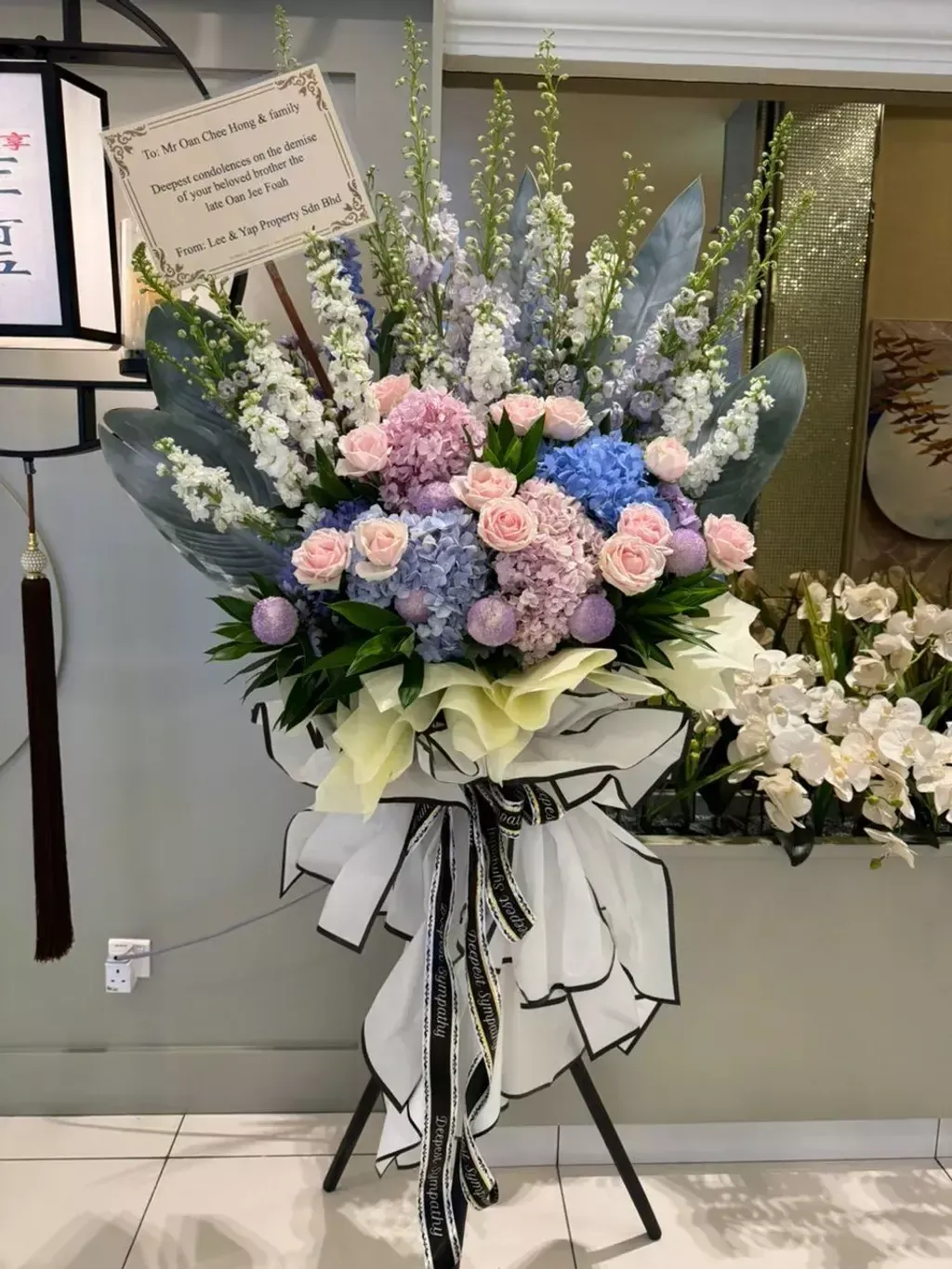 Condolences Stand 129