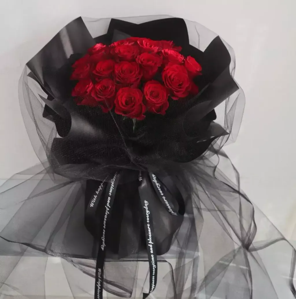 Valentine’s Bouquet 24 Roses
