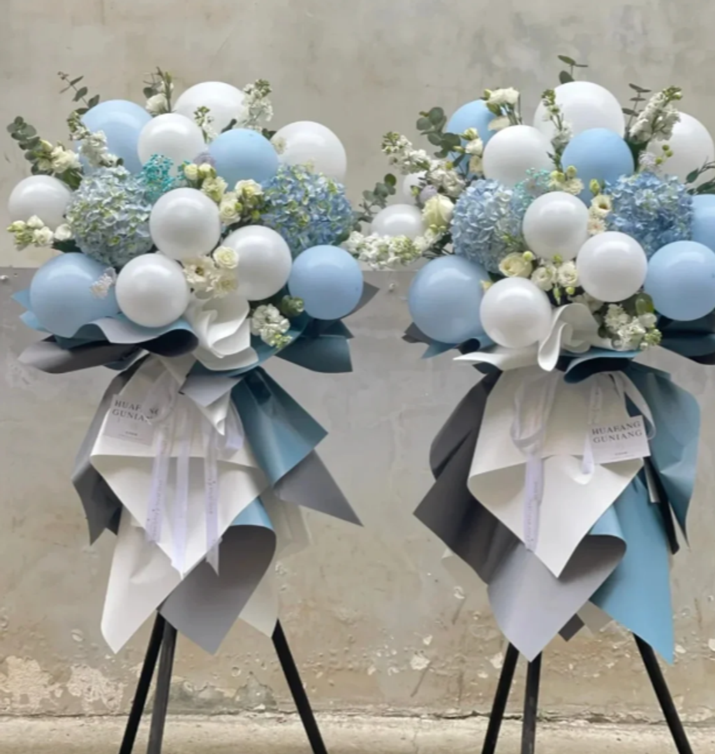 Opening Flower 220