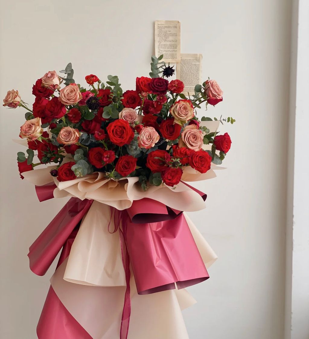 Red Theme Opening Flower 69