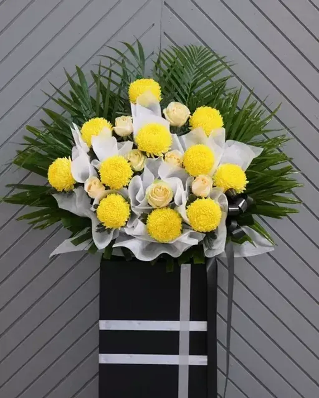 Condolence Flower Yellow Mun
