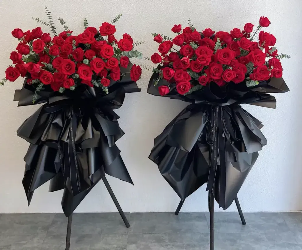 Opening flower 123