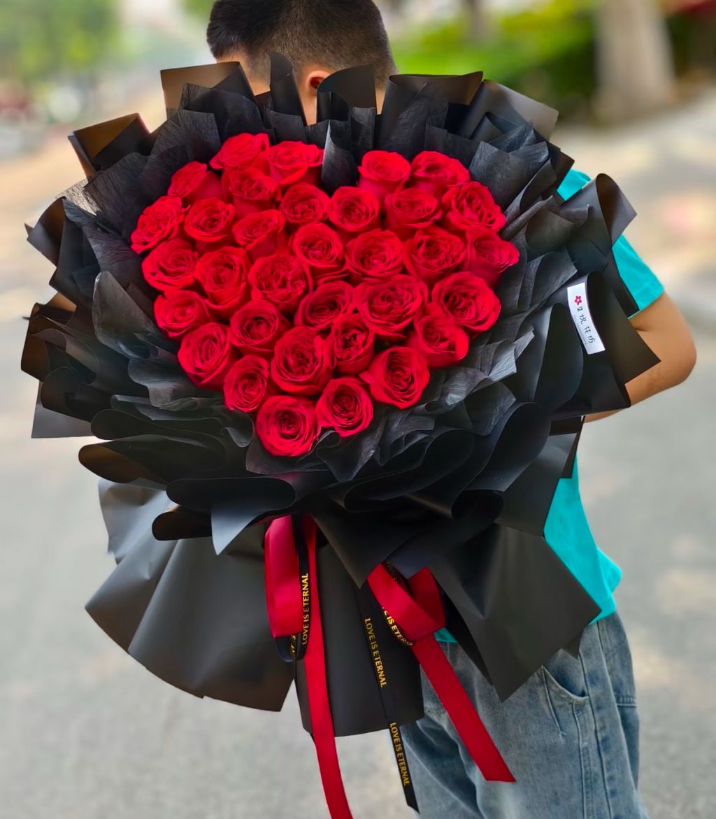 Valentine Rose Bouquet 182