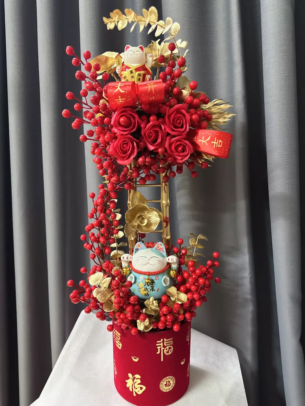 2 Layer Lucky Cat Box 01