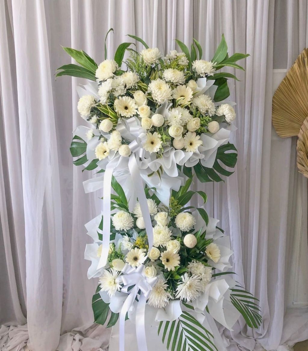 Condolences Stand 127