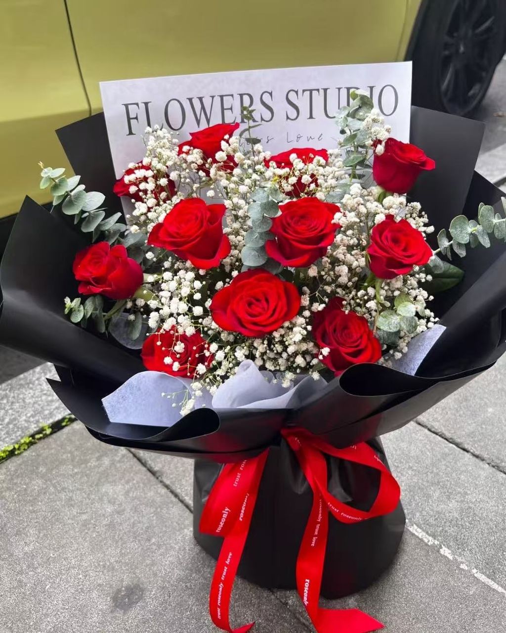 Valentine Rose Bouquet 176