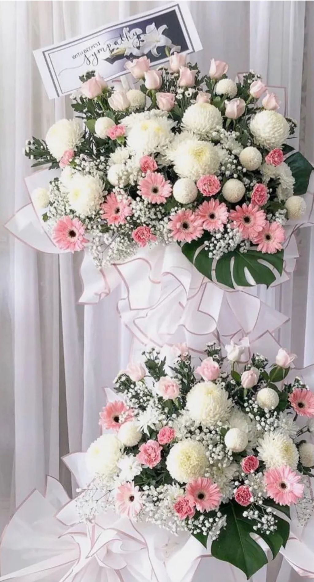 Condolences Stand 96