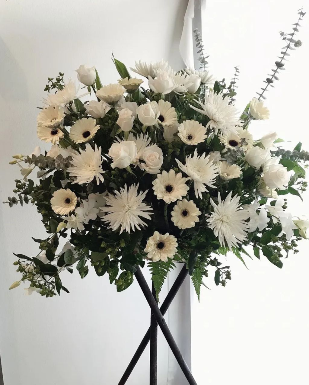 Condolences Stand 111