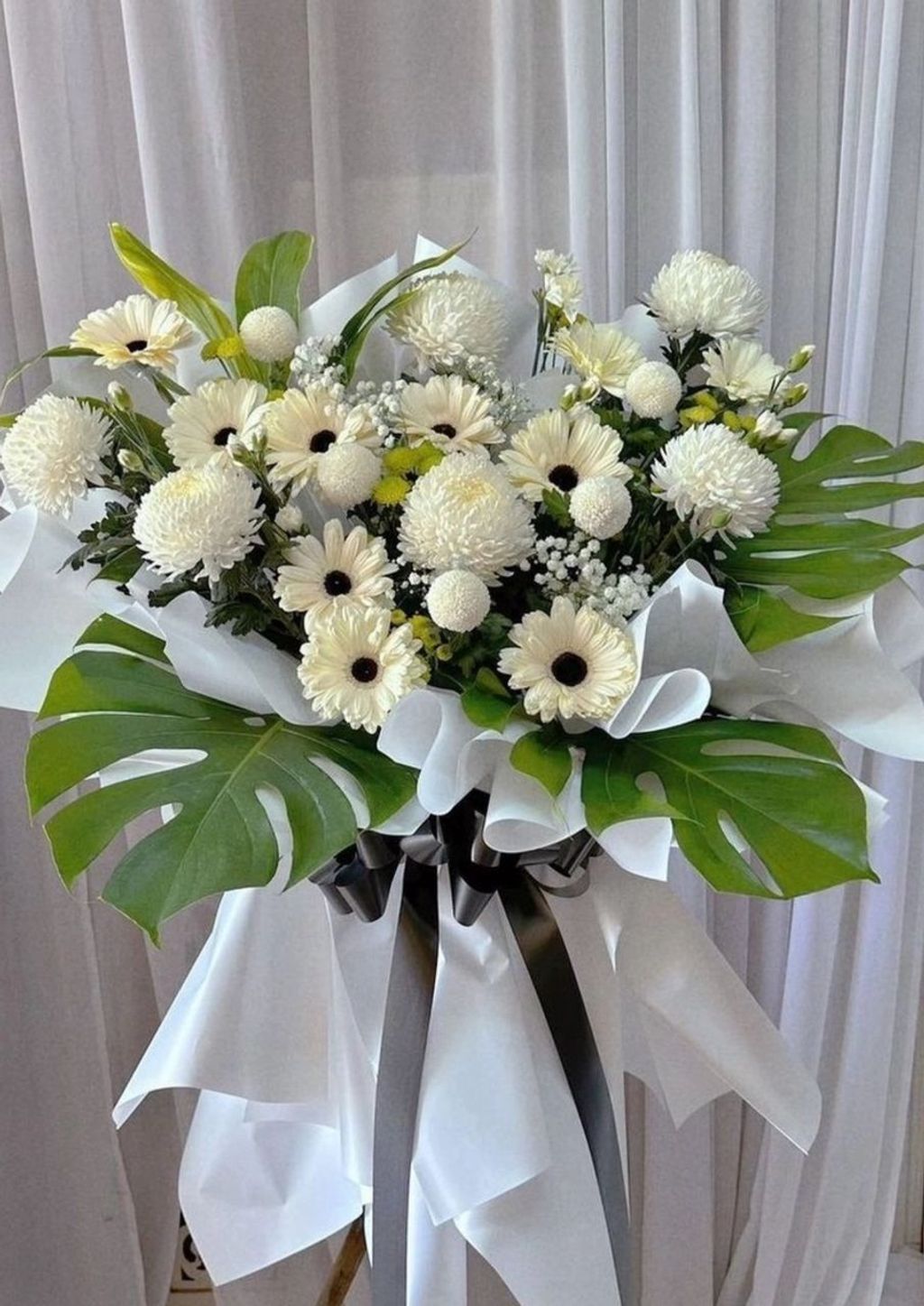 Condolences Stand 225