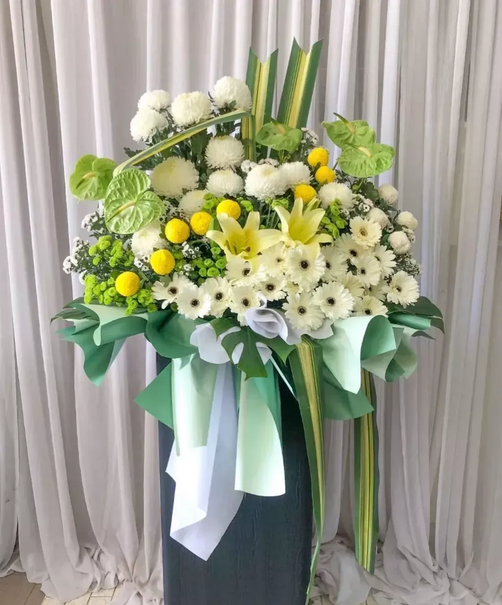 Condolences Stand 130