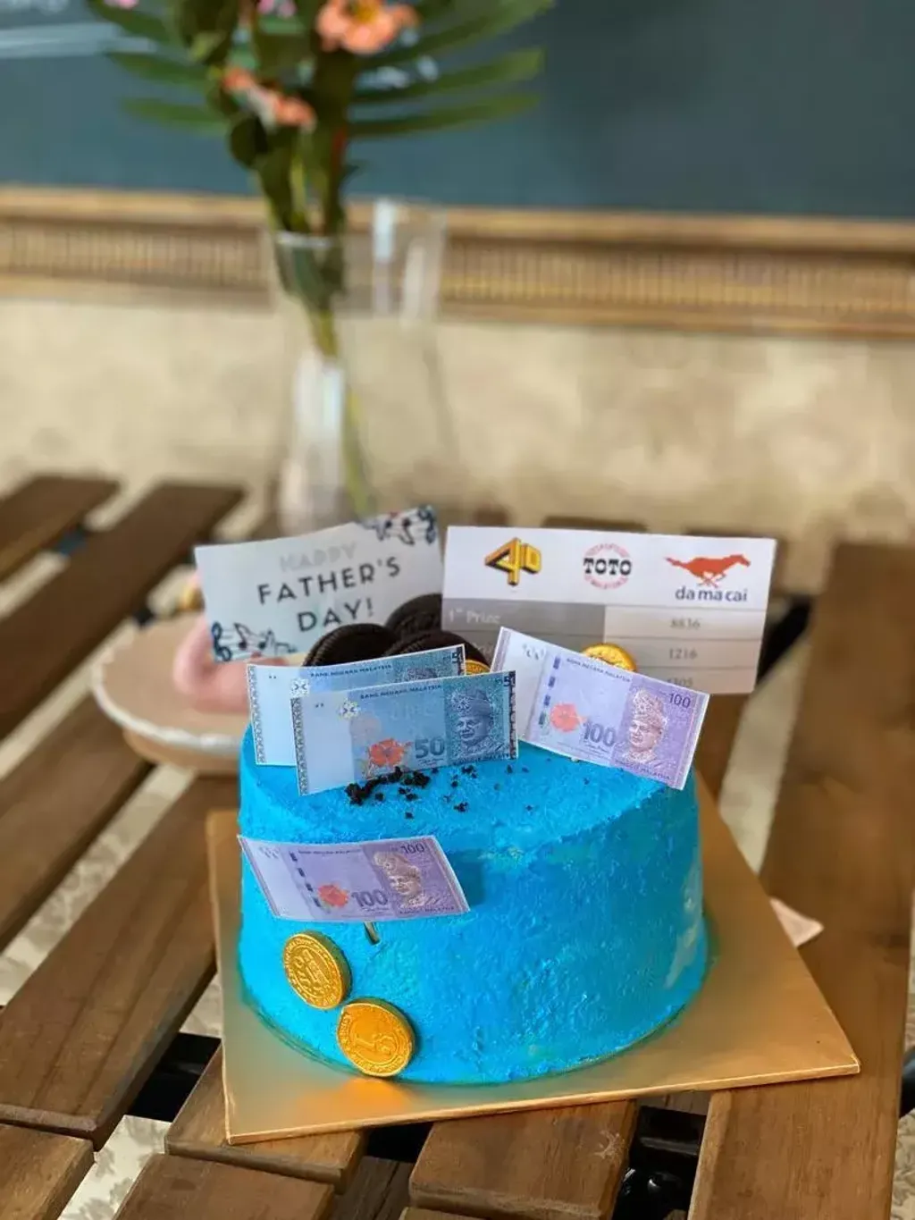 Money Cake
