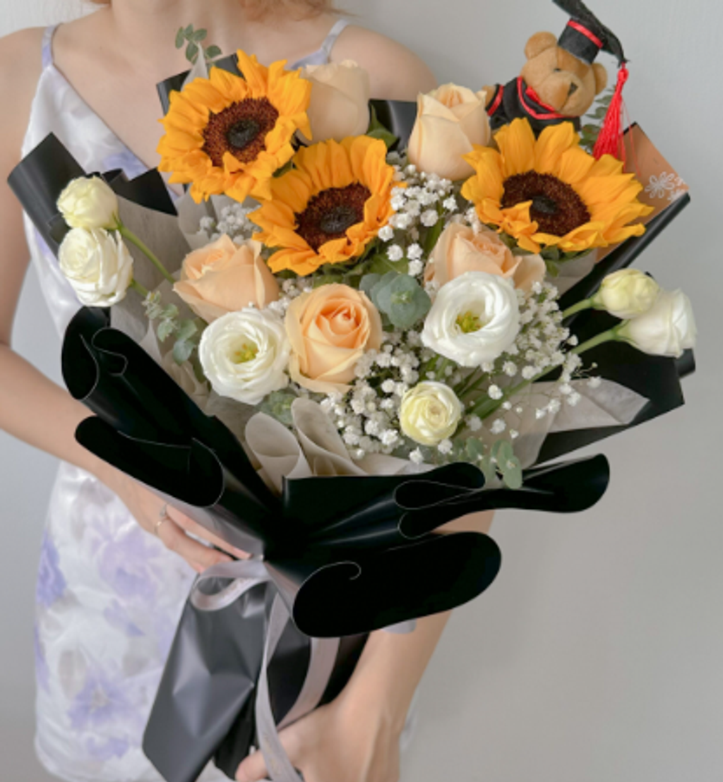Graduation Big Bouquet 30