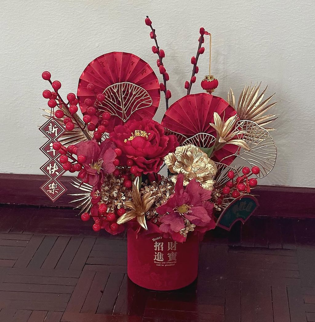 Chinese New Year Flower Box 02