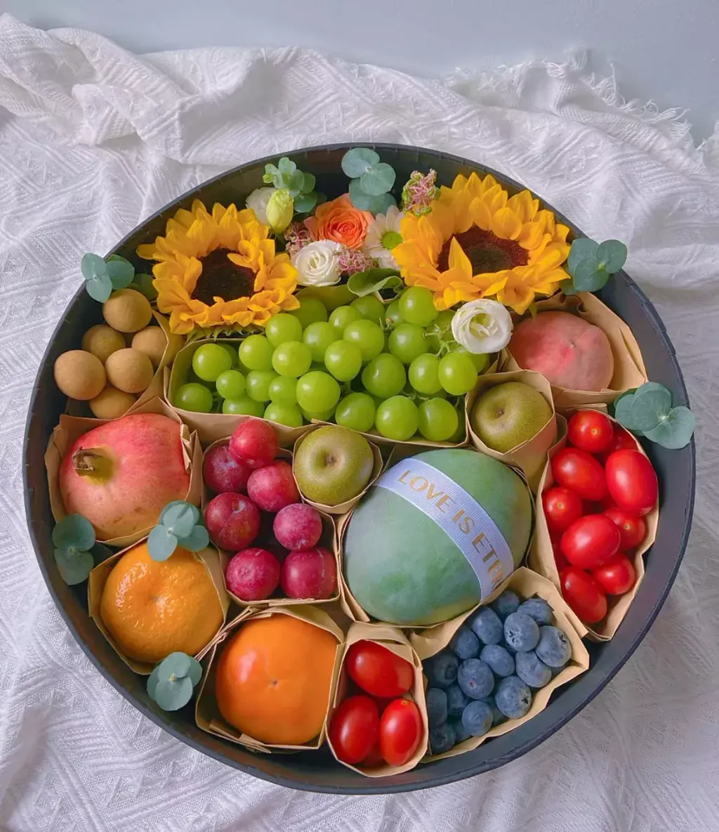 Flowers & Fruits Gift Box 01