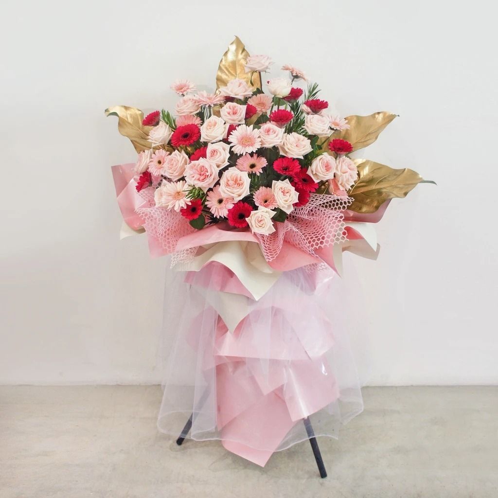 Opening Flower Stand 217