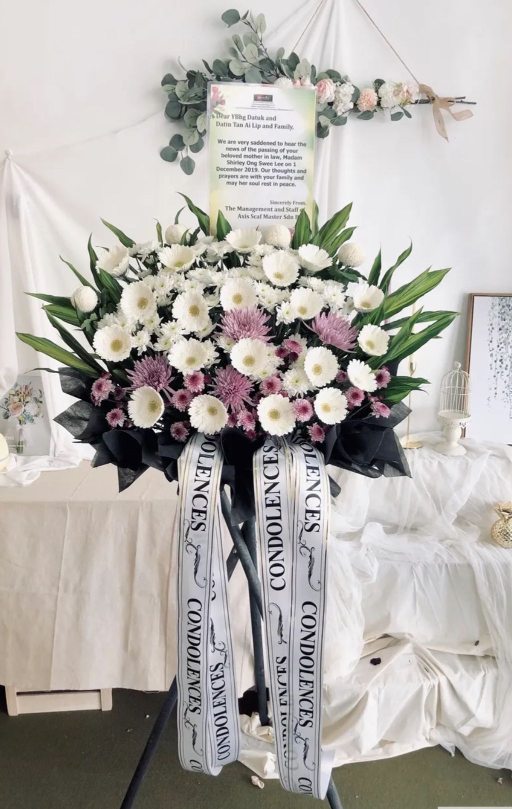 Condolences Stand 103