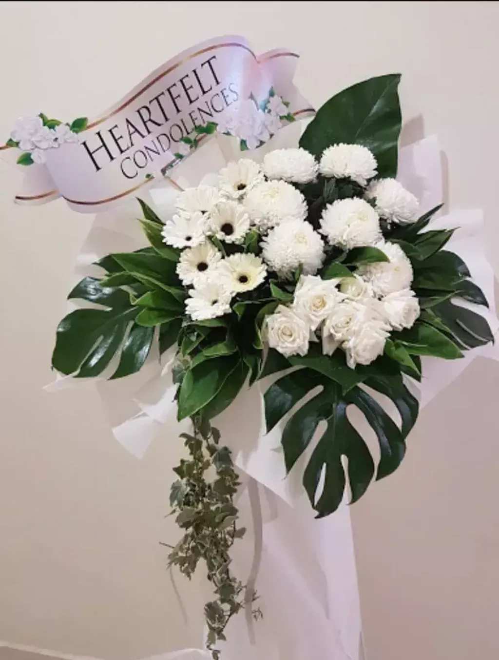 Condolence Stand 47