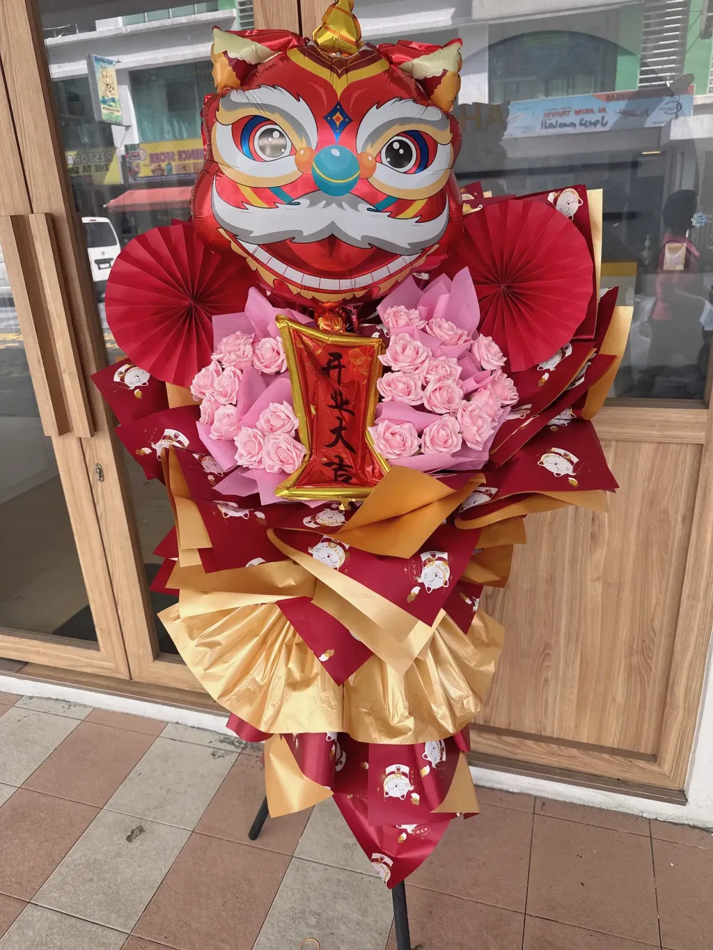 Lion Dance Pink Soap Rose 94
