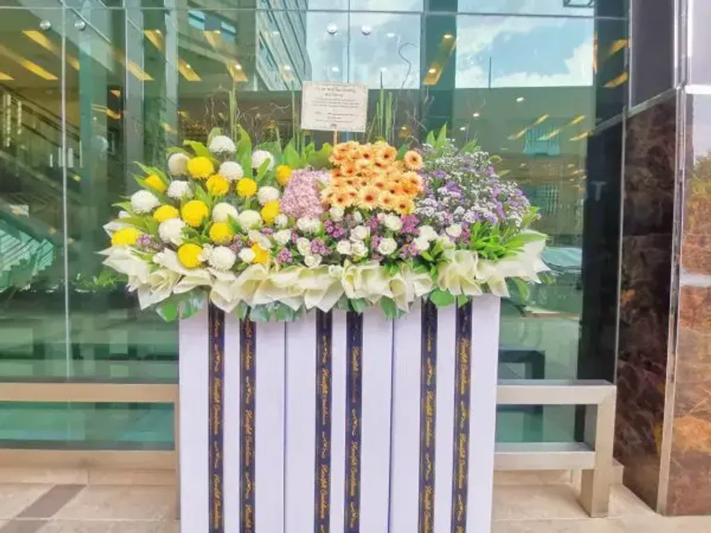 Condolences Flower 62