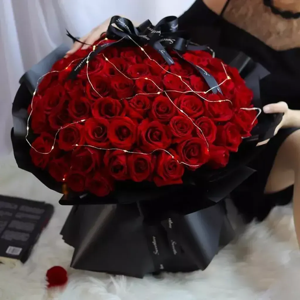 66 Imported Red Rose