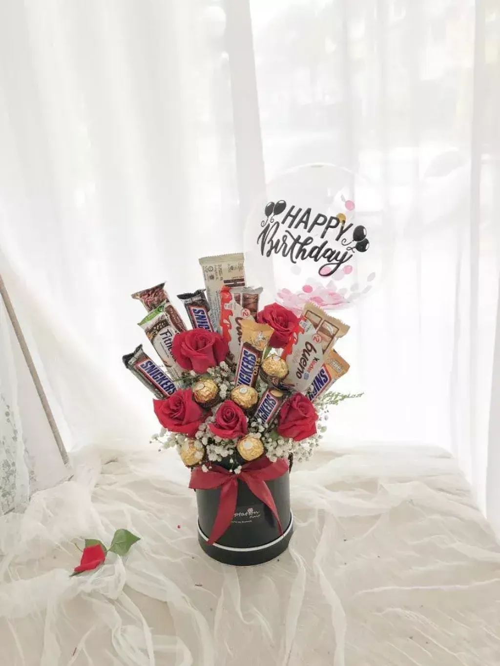 Chocolates Flower Box 01