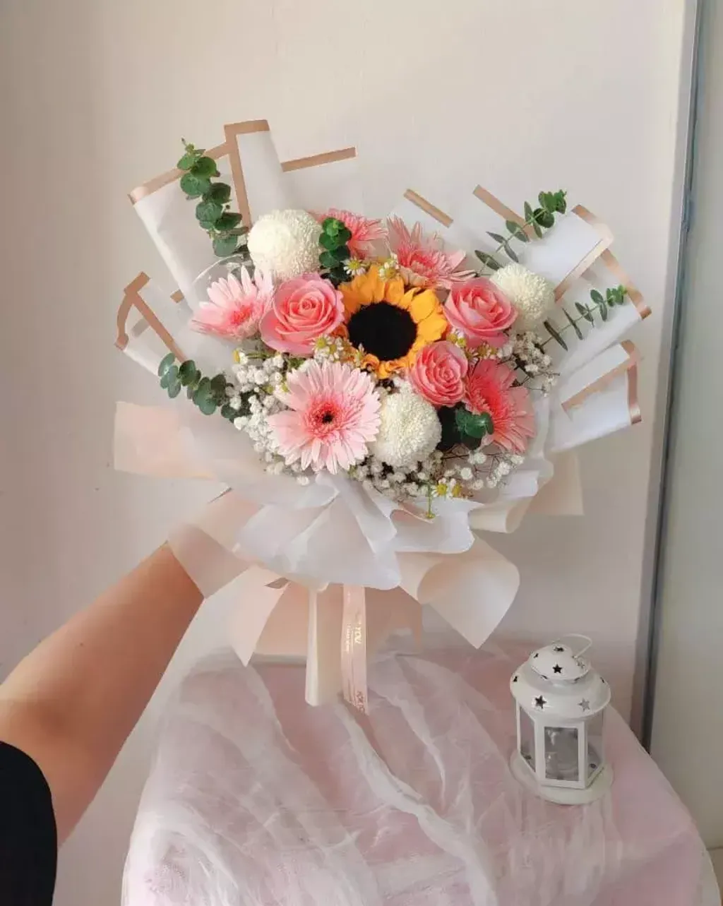 Pink Rose and Daisy Bouquet